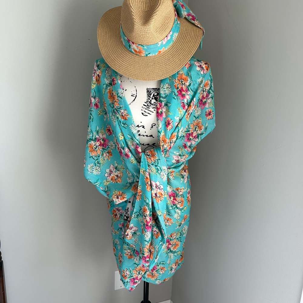 Mossimo Supply Co. Floral Turquoise Wrap